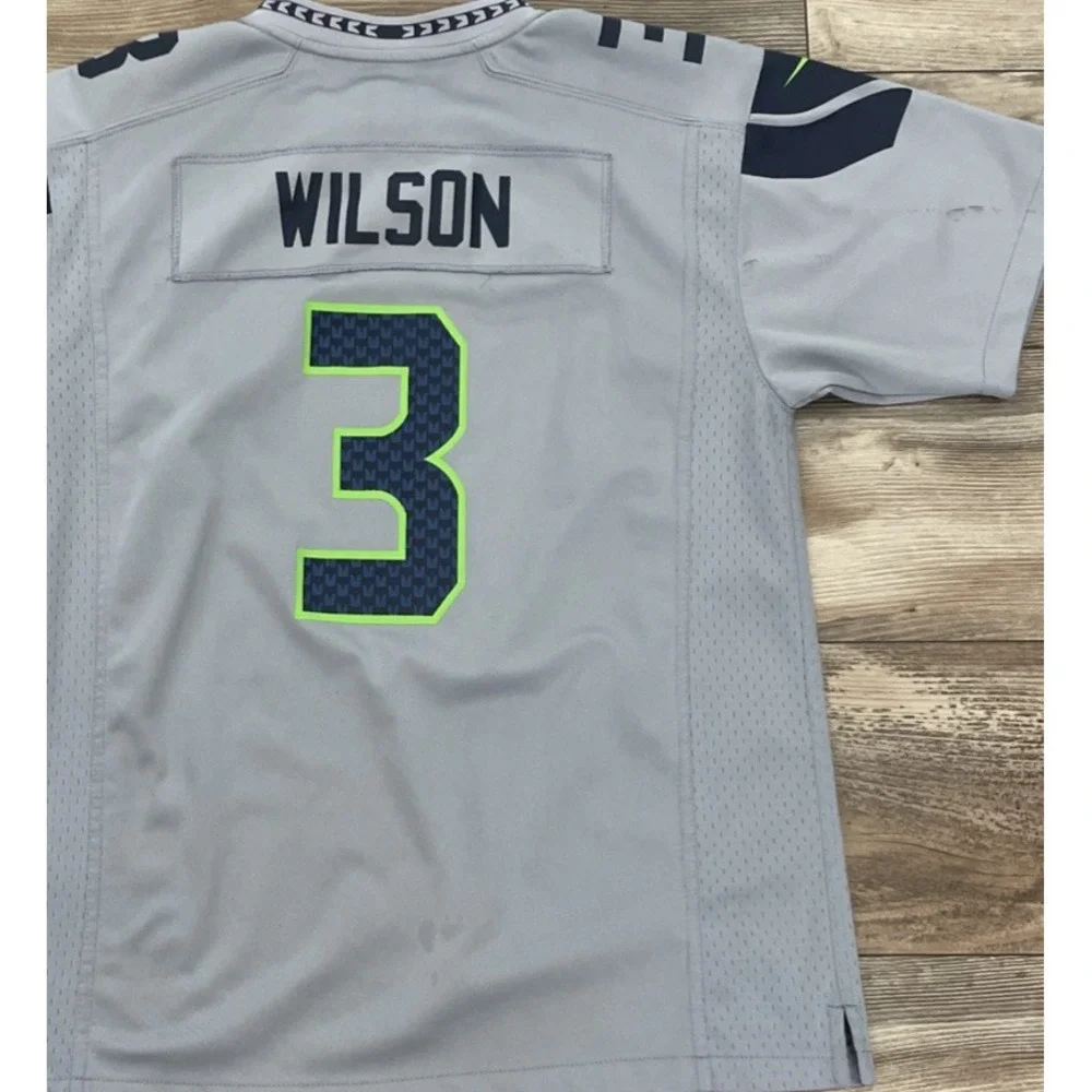 Nike Seattle Seahawks Russell Wilson Jersey Youth XL 18/20 Wolf Grey NFL Jersey